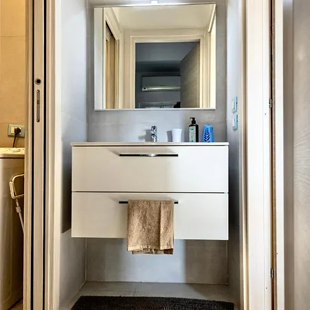 Apartment Di Garda A 50 Metri La Casa Di Pamela *