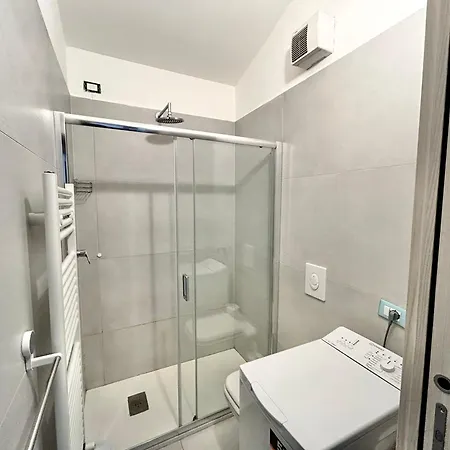 Di Garda A 50 Metri La Casa Di Pamela * Desenzano del Garda